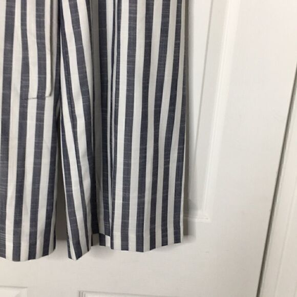 NWT NY&C high waisted crop wed leg pant - Picture 4 of 4